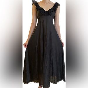 SOLD Vtg Gold Label Claire Sandra Lucie Ann Beverly Hills Long Black Nightgown